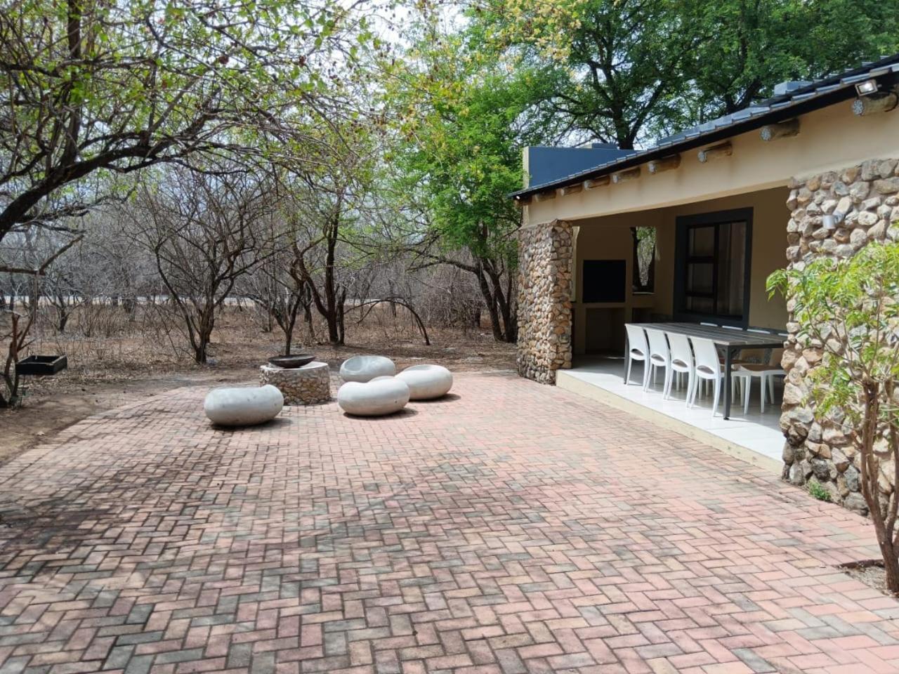 Marloth Cottage Marloth Park Exteriör bild